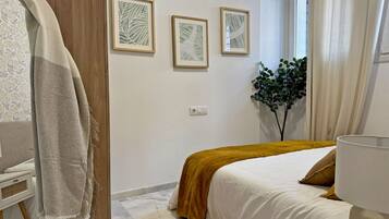 2 chambres, fer et planche Ă repasser, Wi-Fi gratuit, draps fournis