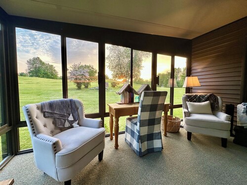 VT at its best! Near hiking trails, museums & colleges.