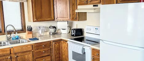 Microwave, oven, stovetop, dishwasher
