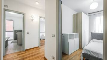 Apartment, Balcony, City View | 2 bedrooms, iron/ironing board, free WiFi