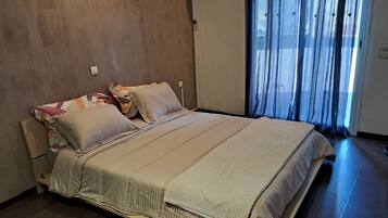 2 habitaciones, wifi gratis y ropa de cama