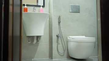 Shower, towels, soap, shampoo