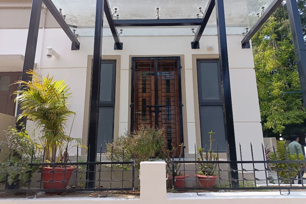SM Residency