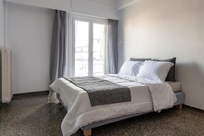 Family Triple Room, Balcony - 3 Bedroom Penthouse Petralona (Athens)