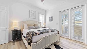 3 quartos, ferros/tábuas de passar roupa, Wi-Fi, roupa de cama