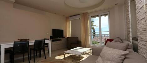 リビング エリア