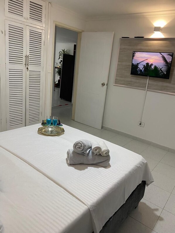 Room - emperatix (Cartagena)