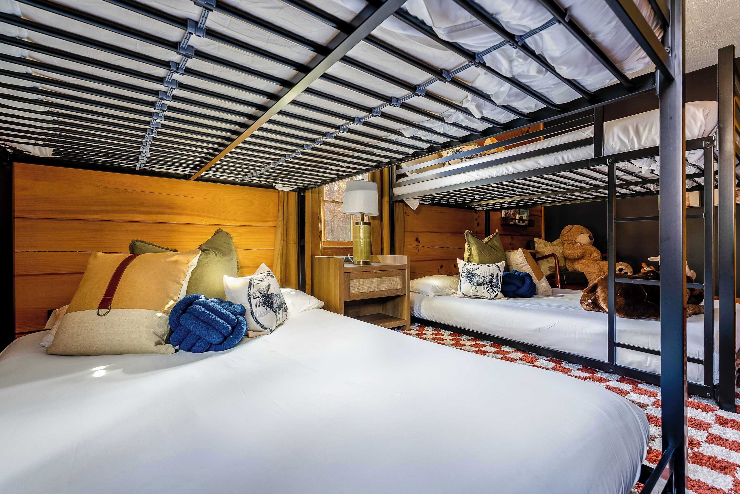 6 soverom, strykejern/-brett, wi-fi og sengetøy