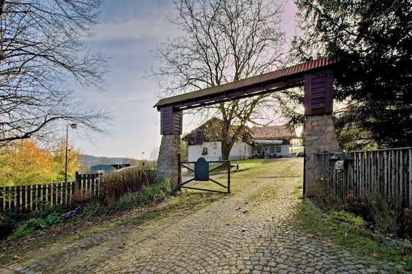 Enceinte de lâhĂ©bergement