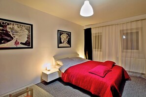 1 chambre, fer et planche Ă repasser, Wi-Fi, draps fournis