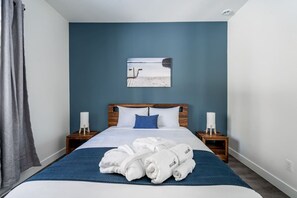 4 Schlafzimmer, Schreibtisch, WLAN, Bettwäsche