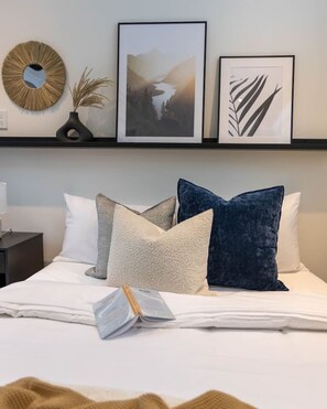 2 habitaciones, escritorio, tabla de planchar con plancha y wifi 