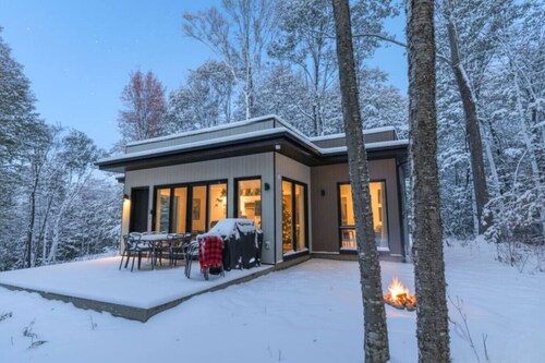 Private Spa | Hiking | Skiing | Mini - Prime Hill