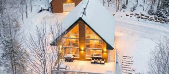 Private Hot Tub | Hiking | Skiing | Carriole