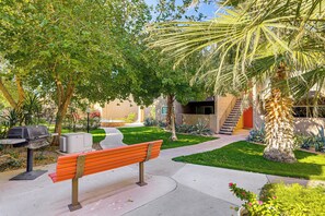 Apartment (2 Bedrooms) | Interior - 2 Mi to Papago Park: Condo w/ Pool & Hot Tub! (Phoenix)