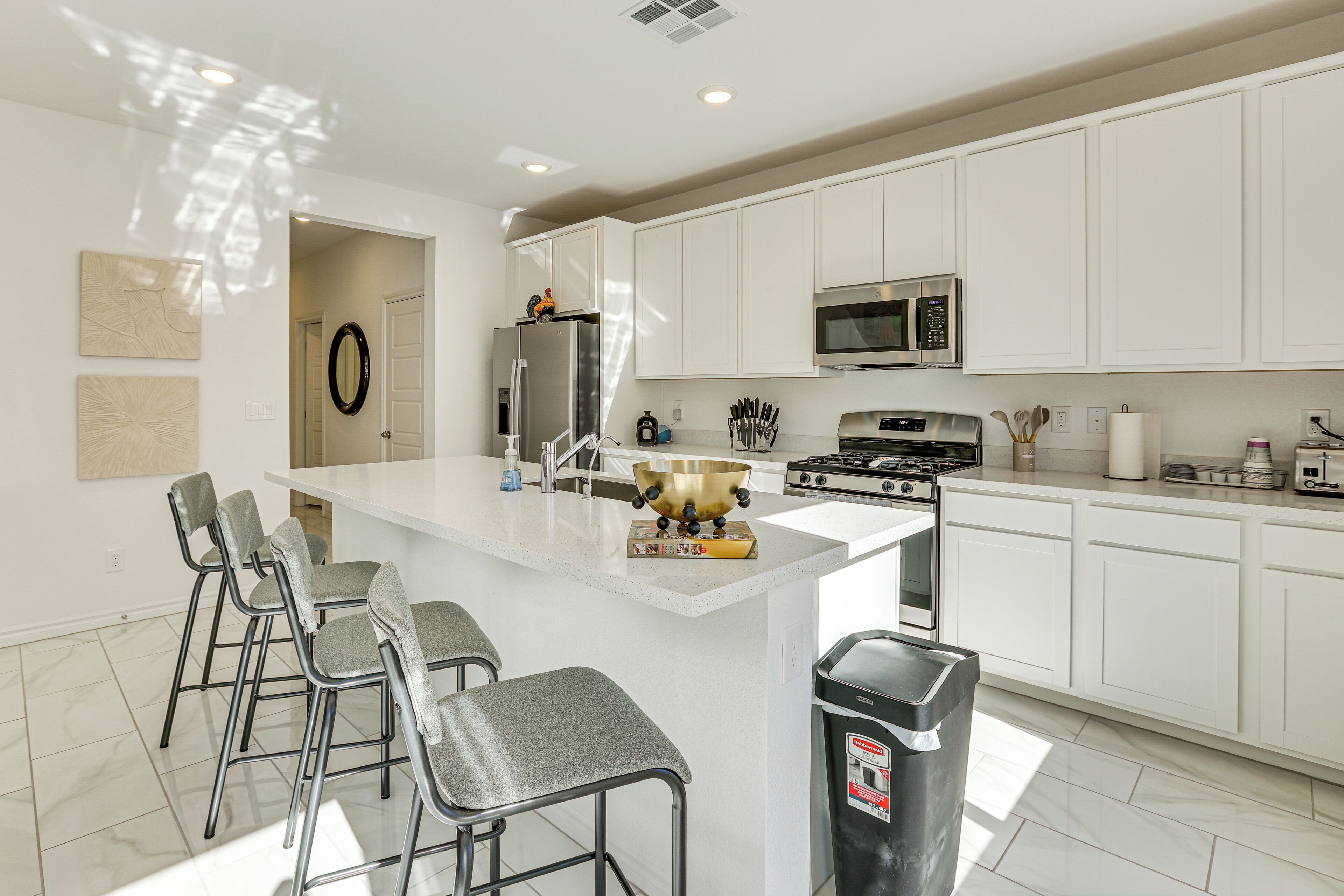 House (3 Bedrooms) | Interior