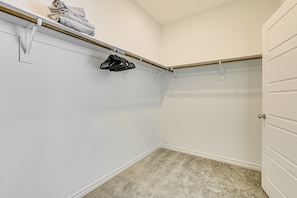 House (3 Bedrooms) | Interior - 6 Mi to The Strip: Wfh-friendly Las Vegas Retreat (Las Vegas)