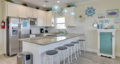 Walk to Beach: Coastal Gem in Bolivar Peninsula!