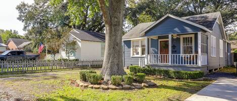 House (2 Bedrooms) | Front of property