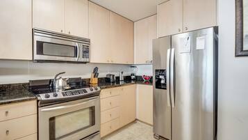 Apartment (2 Bedrooms) | Bahagian dalam