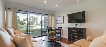 Waterfront Condo on Lake Conroe w/ Boat Launch!