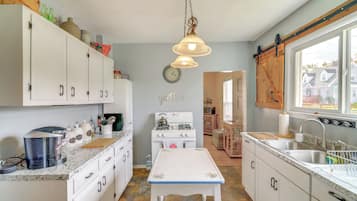 House (3 Bedrooms) | Bahagian dalam