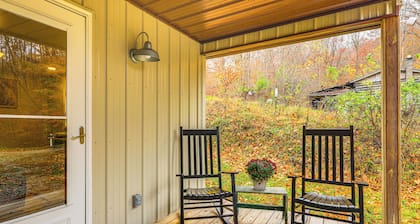 1 Mi to Hunting: Cozy & Secluded Stout Cabin
