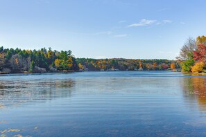 House (3 Bedrooms) | Interior - Lakefront Family Home w/ Dock in Newport! (Newport)