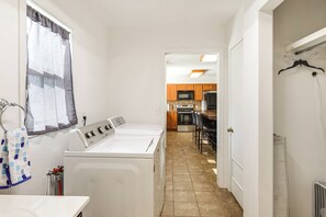 Hus (3 Bedrooms) | Interiör