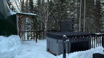 Bain à remous extérieur