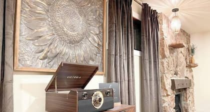 Cozy Mountainside Den