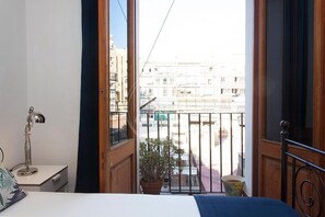 2 chambres, fer et planche à repasser, Wi-Fi, literie fournie