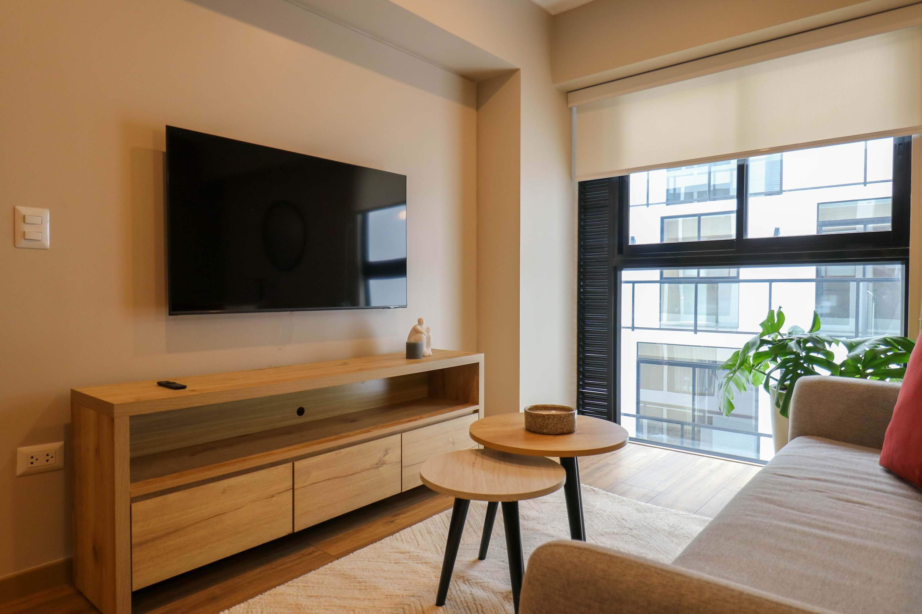 2 bedrooms, Internet