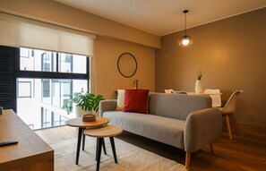 อพาร์ทเมนท์ | 2 ห้องนอน, อินเทอร์เน็ตความเร็วสูง