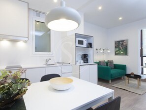 Interior - Wonderful apartment for 6 (Barcelona)