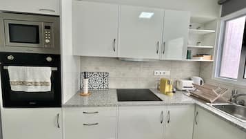 Mikrobølgeovn, ovn, kogeplade