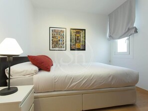 3 soverom, strykejern/-brett, wi-fi og sengetøy