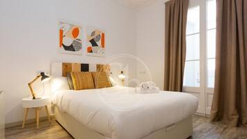 3 slaapkamers, een strijkplank/strijkijzer, wifi, beddengoed