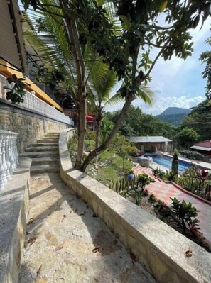 Property grounds - Room in a hotel in Anapoima, Colombia 1 (Anapoima)