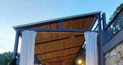 Room in a hotel in Anapoima, Colombia 1