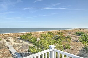 المنطقة المحيطة بالمنشأة