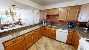 Condo, 1 Bedroom | Private kitchen
