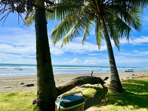 Esterillos Lote 6 Bedroom Home