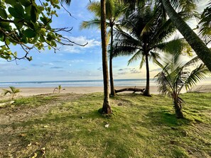 House, 6 Bedrooms | Beach - Esterillos Lote 6 Bedroom Home (Parrita)
