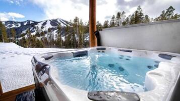 Nhà, 3 phòng ngủ | Bồn tắm spa ngoài trời