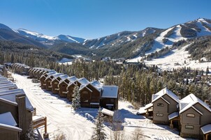 House, 3 Bedrooms | Exterior