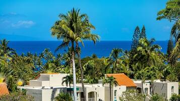 Condo, 2 Bedrooms | Exterior