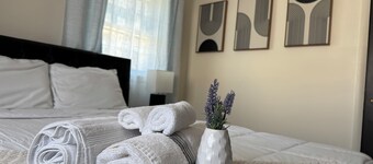 1bd apt, 2 min walk to Albany med, off street parking and washer/dryer