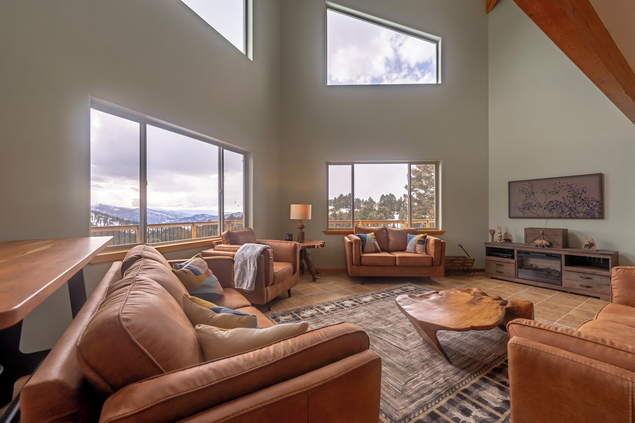 Smart TV, fireplace, DVD player, foosball