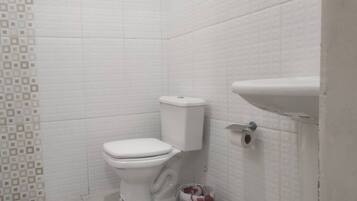 Towels, toilet paper